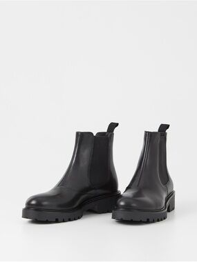 Vagabond Black Chelsea Lug Boots